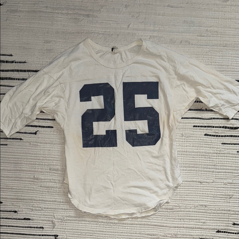 Free people  White Graphic Shirt